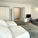 Board - Haus 3* Regensburg