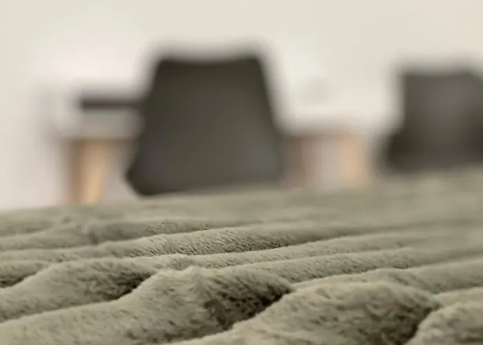 Board - Haus 公寓式酒店 3*